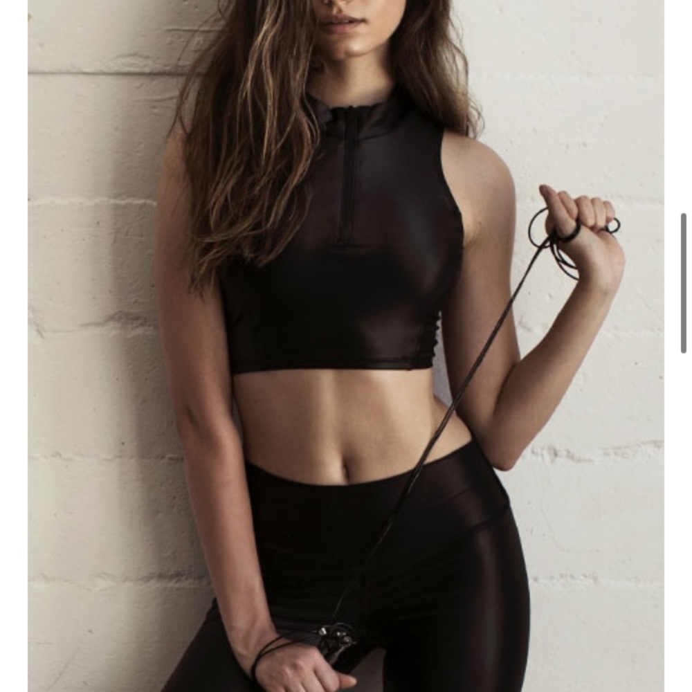 REN ACTIVE X REVOLVE